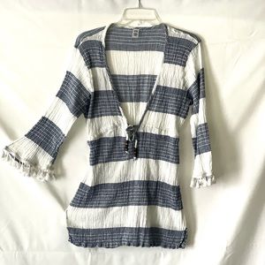 Womens top/coverup